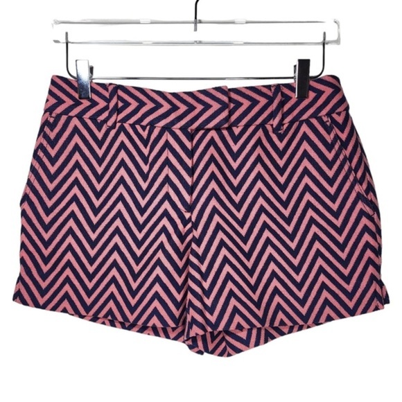 Ann Taylor LOFT Cotton Chevron Riviera Shorts in Pink/Navy - Picture 5 of 13